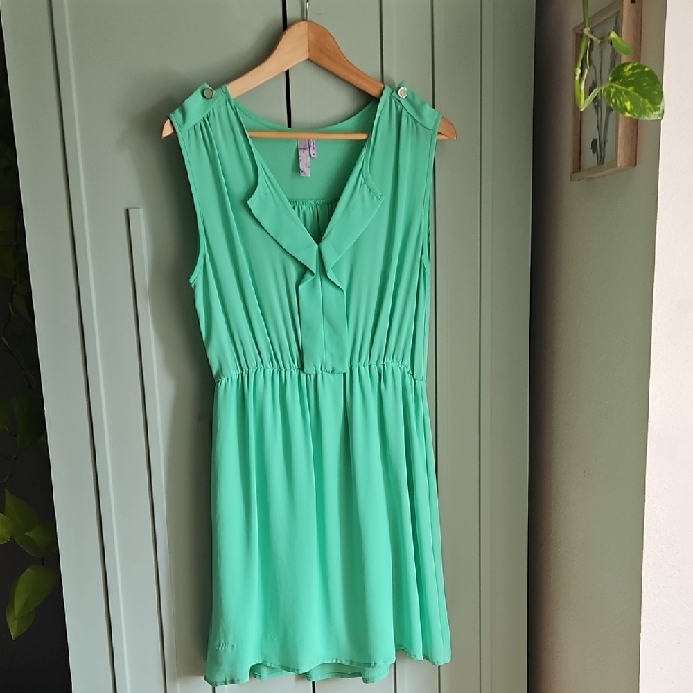 Elegant Green Sleeveless Top